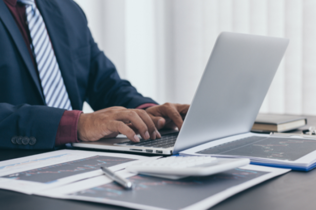 José Henrique Gomes Xavier aborda os principais desafios da gestão pública e propõe soluções para otimizar recursos sem perder qualidade.