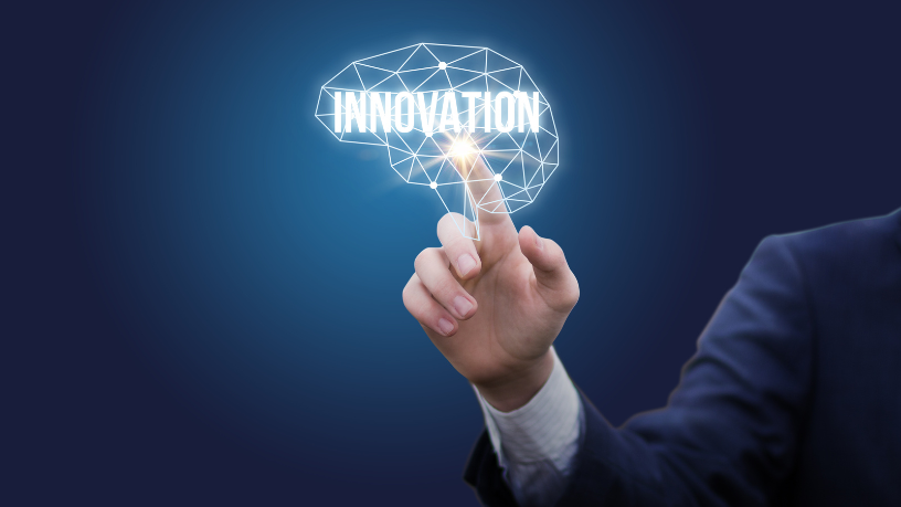 Gustavo Morceli destaca como laboratórios de inovação escolar transformam alunos em criadores e solucionadores reais de problemas.