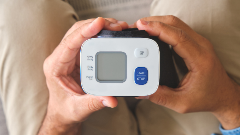 Relógios inteligentes passam a alertar sobre possíveis sinais de pressão alta no Brasil